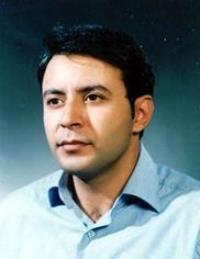 آرش آموزنده